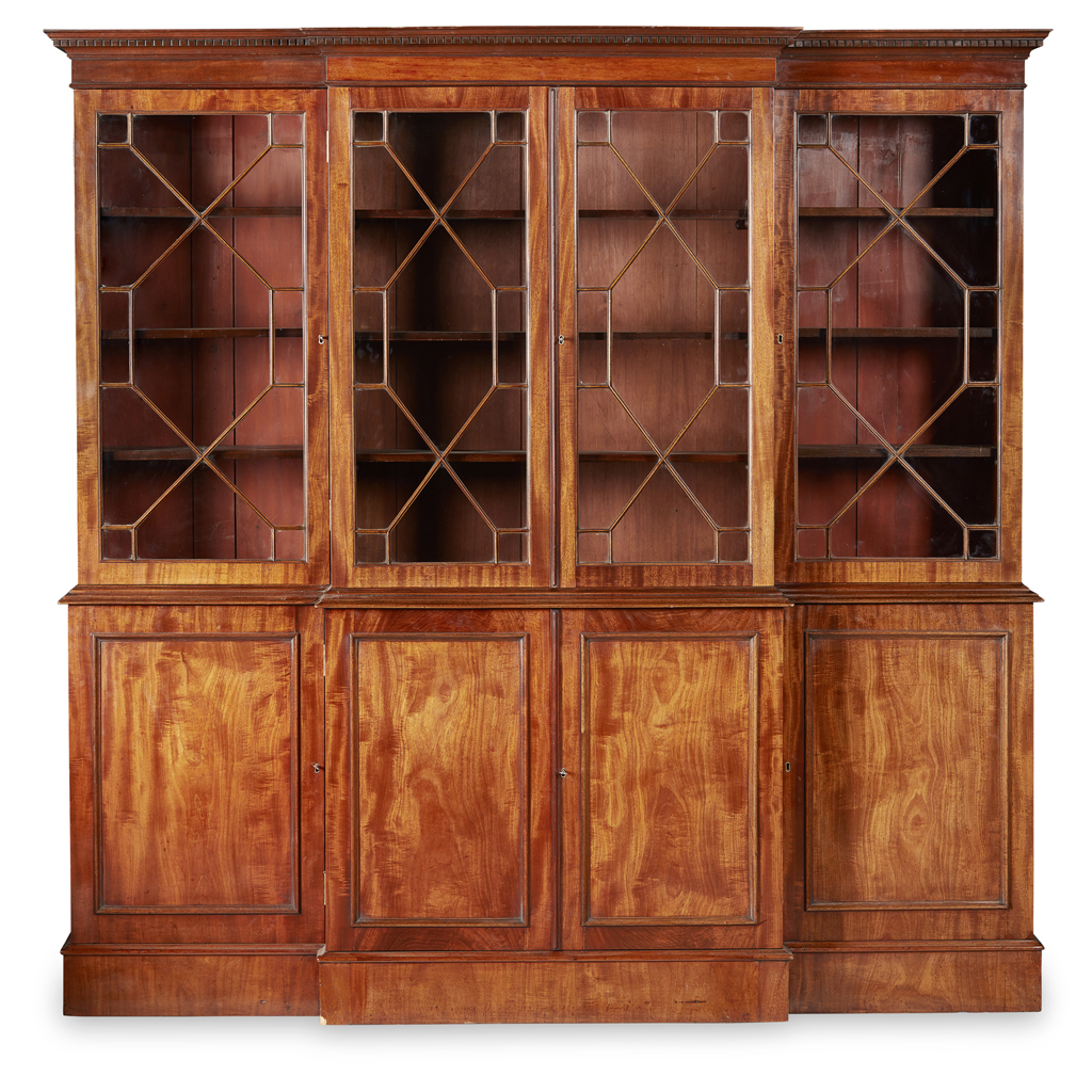 GEORGIAN STYLE MAHOGANY BREAKFRONT BOOKCASE