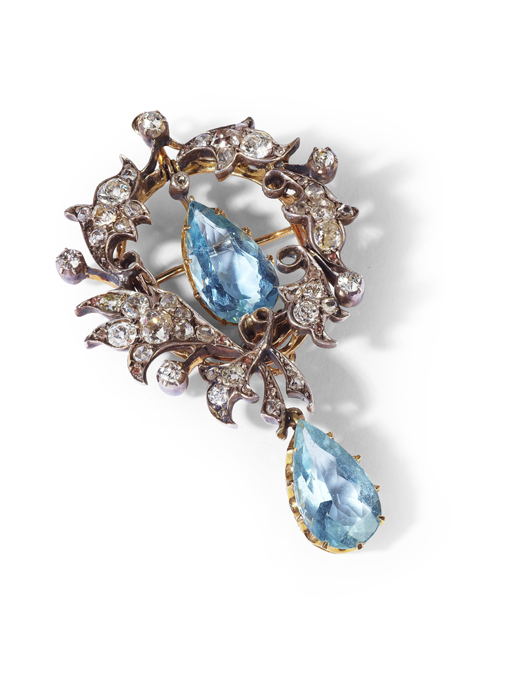 A Belle Epoque aquamarine and diamond brooch/pendant,