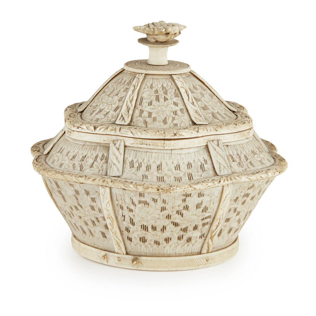 RETICULATED IVORY BOX
