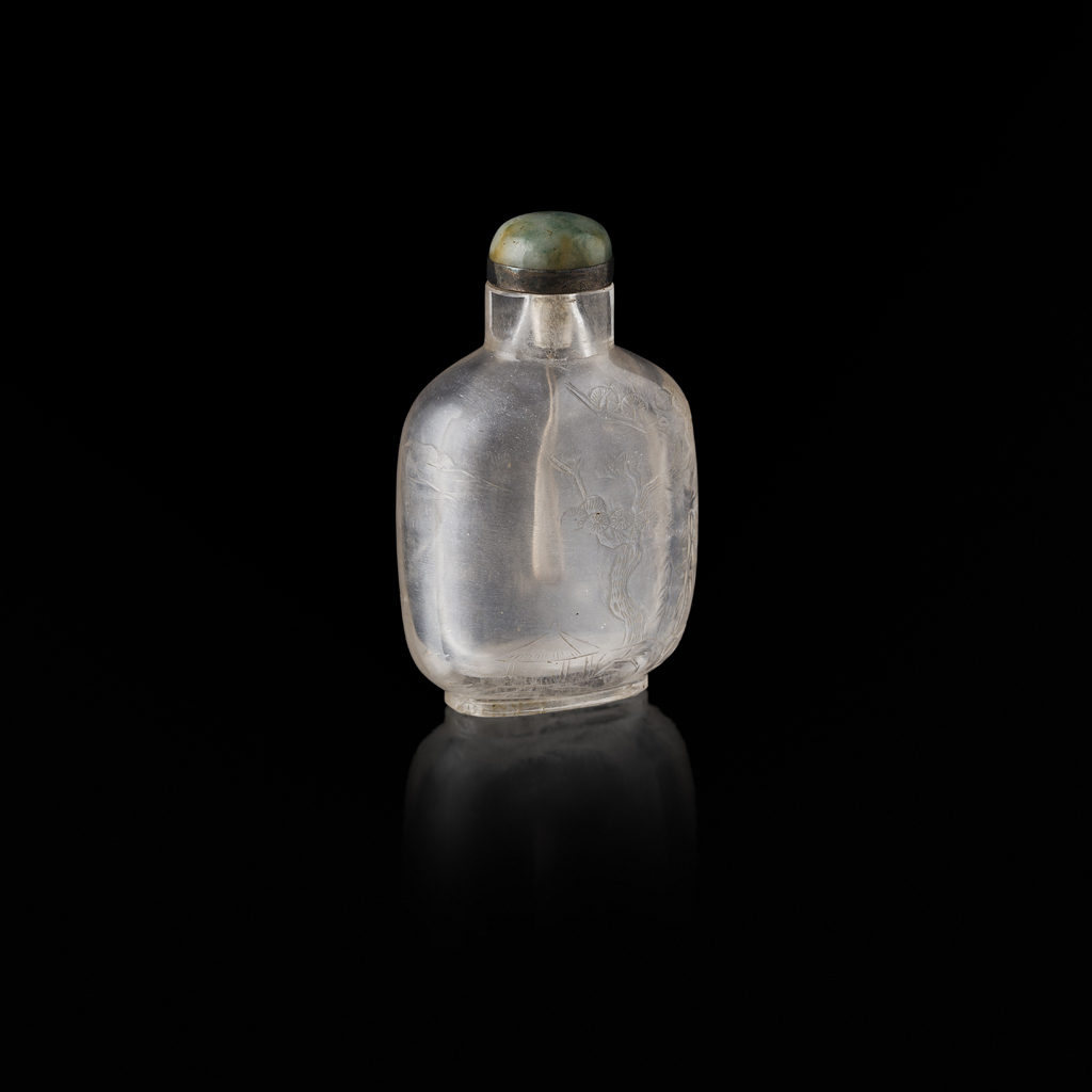 CARVED ROCK CRYSTAL SNUFF BOTTLE