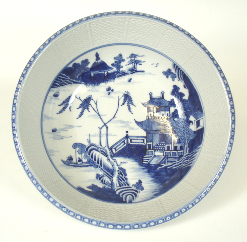 CHINESE BLUE AND WHITE BOWL