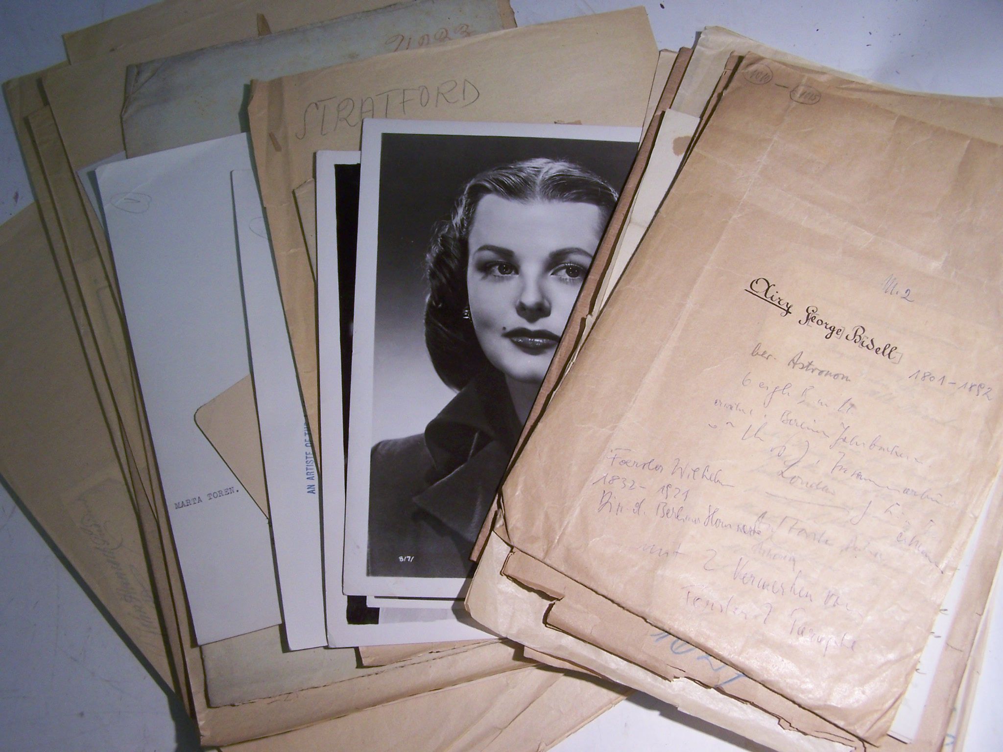 Manuscript letters