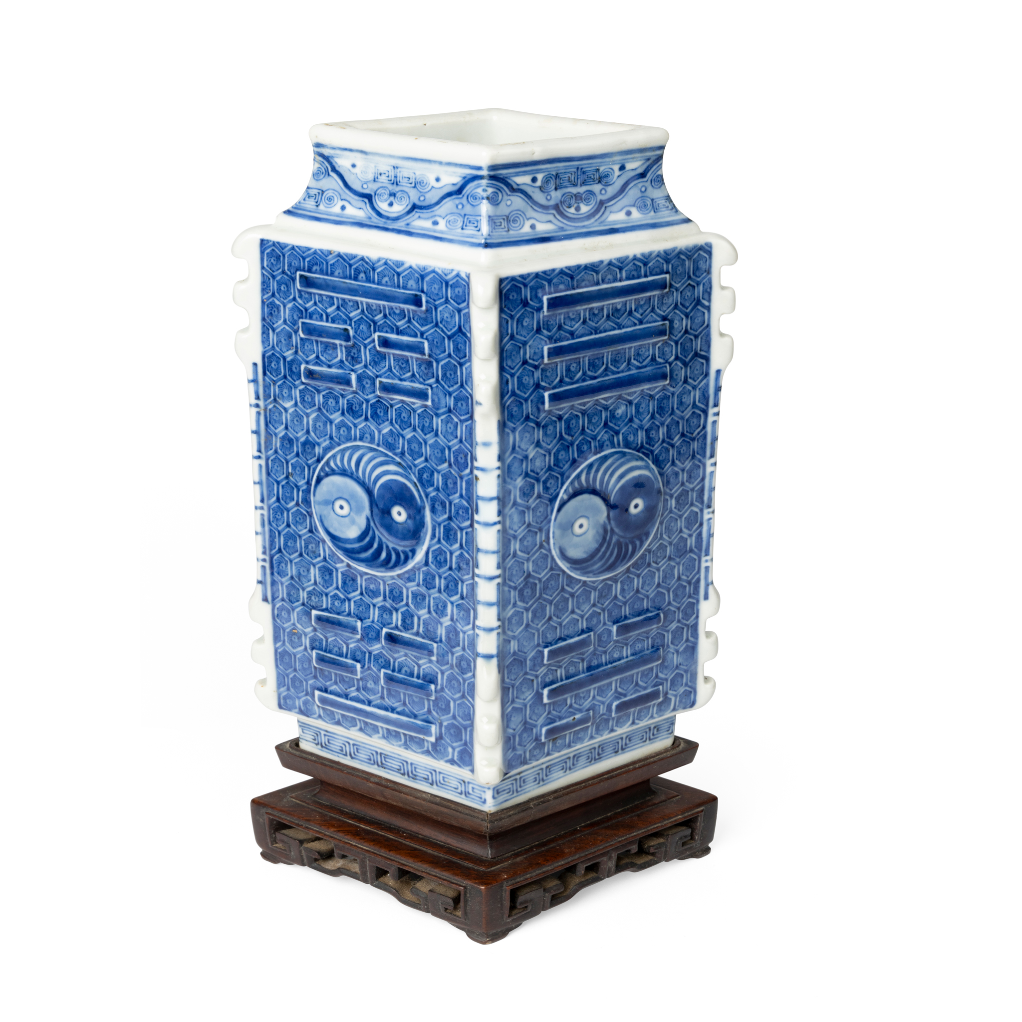 CHINESE BLUE AND WHITE LOZENGE-SHAPED VASE