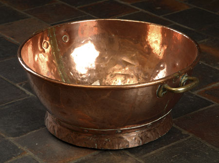 A large Victorian copper pan