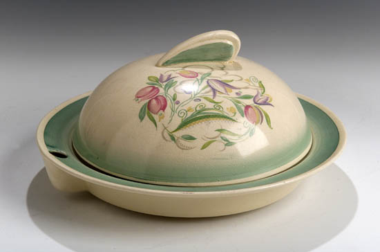 An extensive Susie Cooper part tea and dinner service