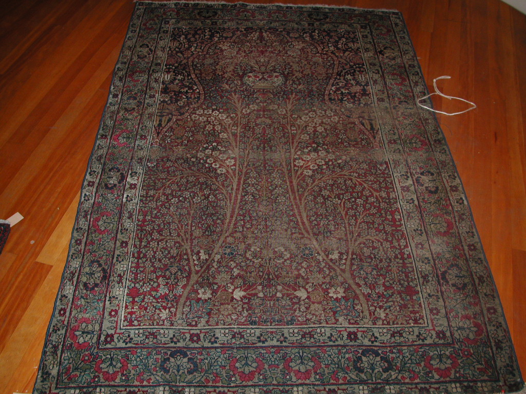 A Kirman prayer rug