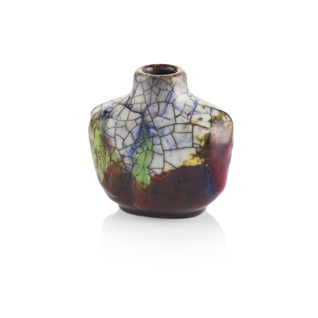 CHARLES NOKE (1858-1941) AND HARRY NIXON (1886-1955) FOR ROYAL DOULTON