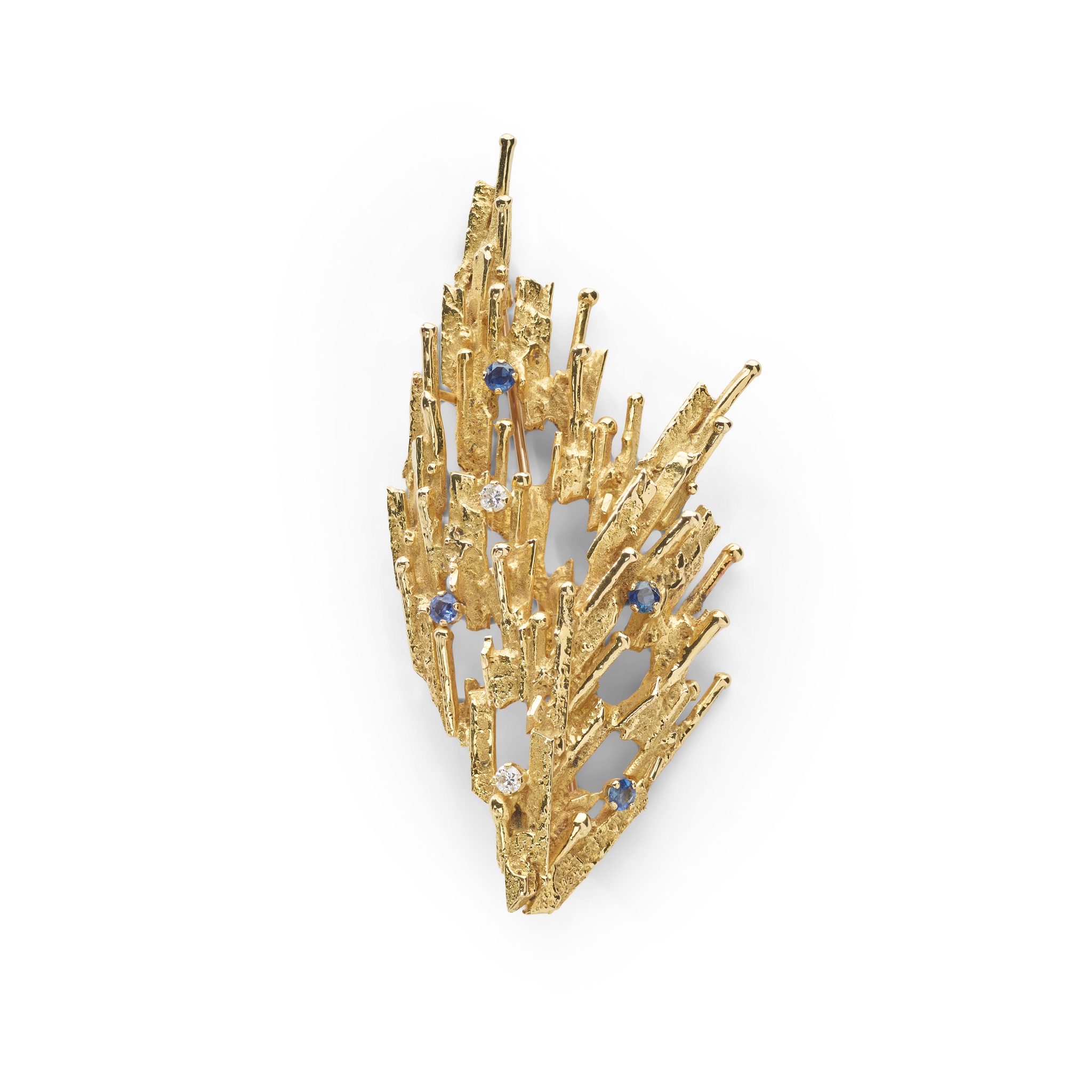 Kutchinsky: A sapphire and diamond brooch, 1967