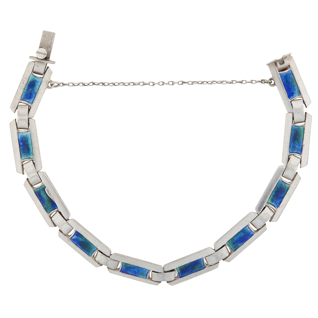 MURRLE BENNETT & CO.