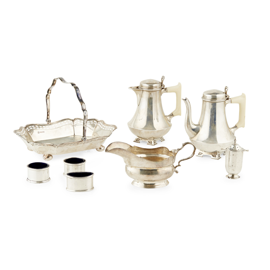 A modern café au lait set