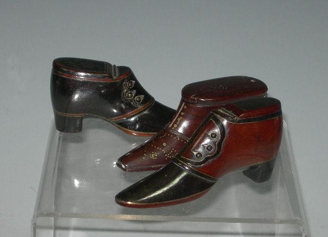 A group of three treen snuff mulls