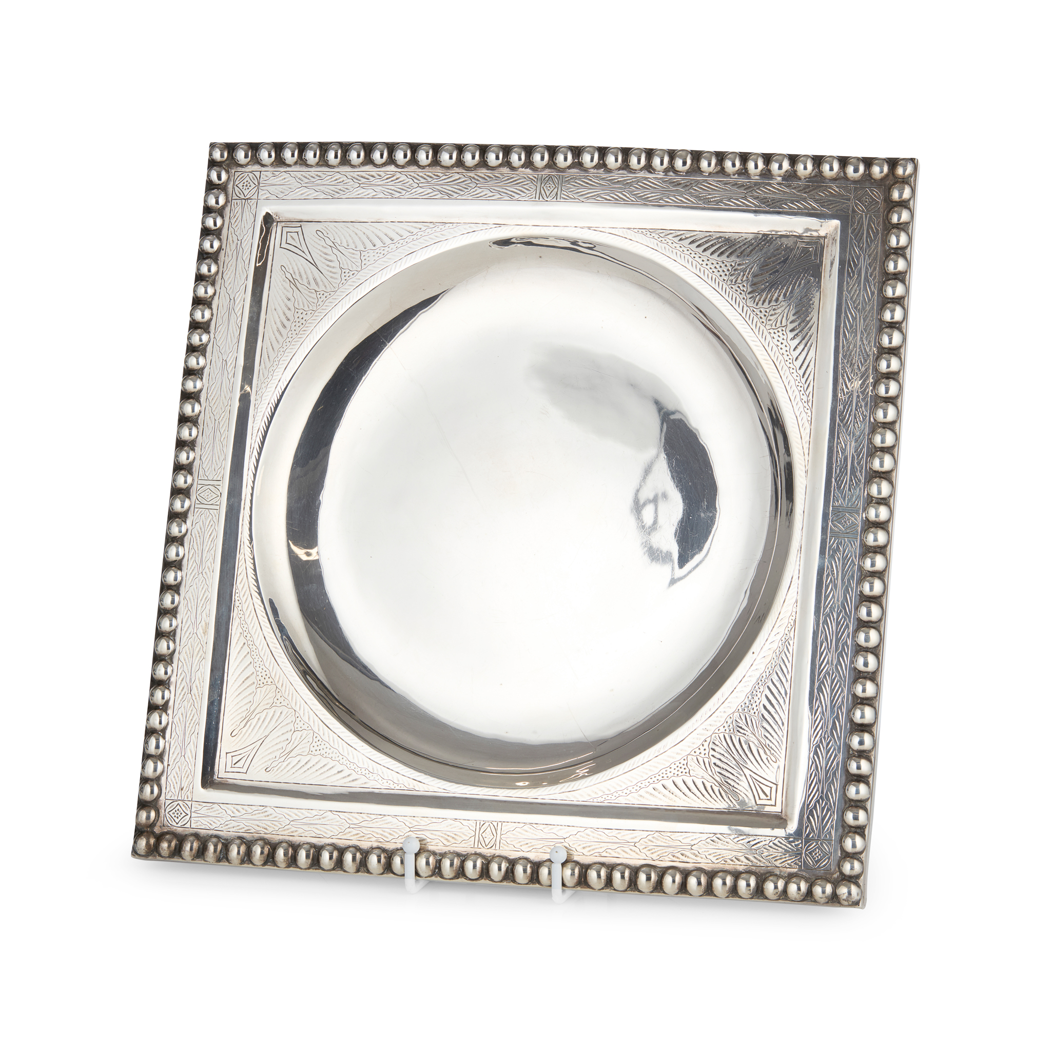 AN IMPRESSIVE BRITTANIA STANDARD 1920s TRAPRAIN REPRODUCTION TRAY