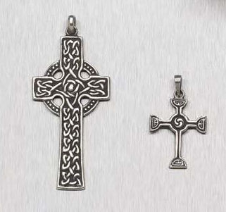 IONA - An Alexander Ritchie cross pendant,