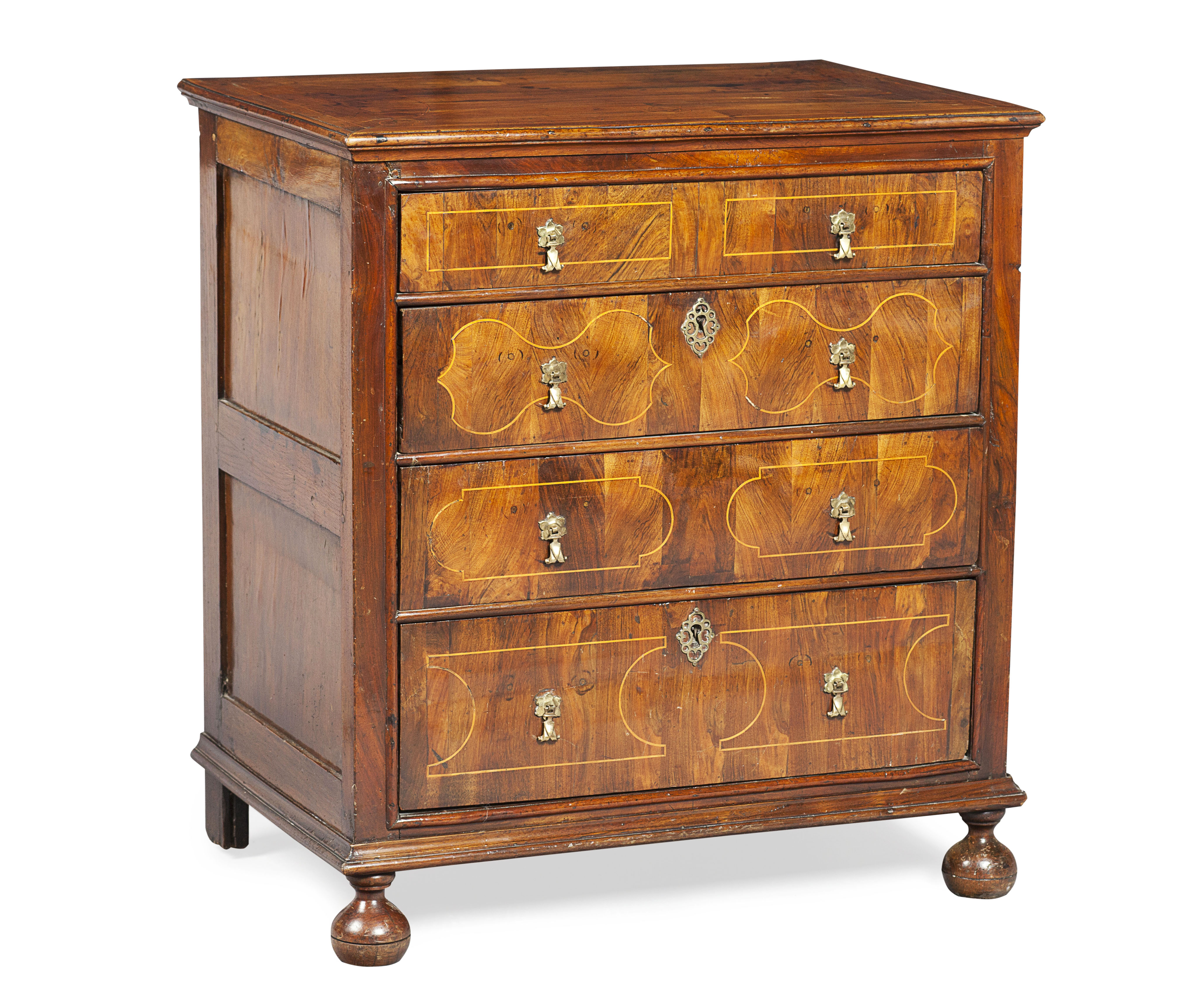 WILLIAM & MARY WALNUT AND INLAY CHEST OF DRAWERS