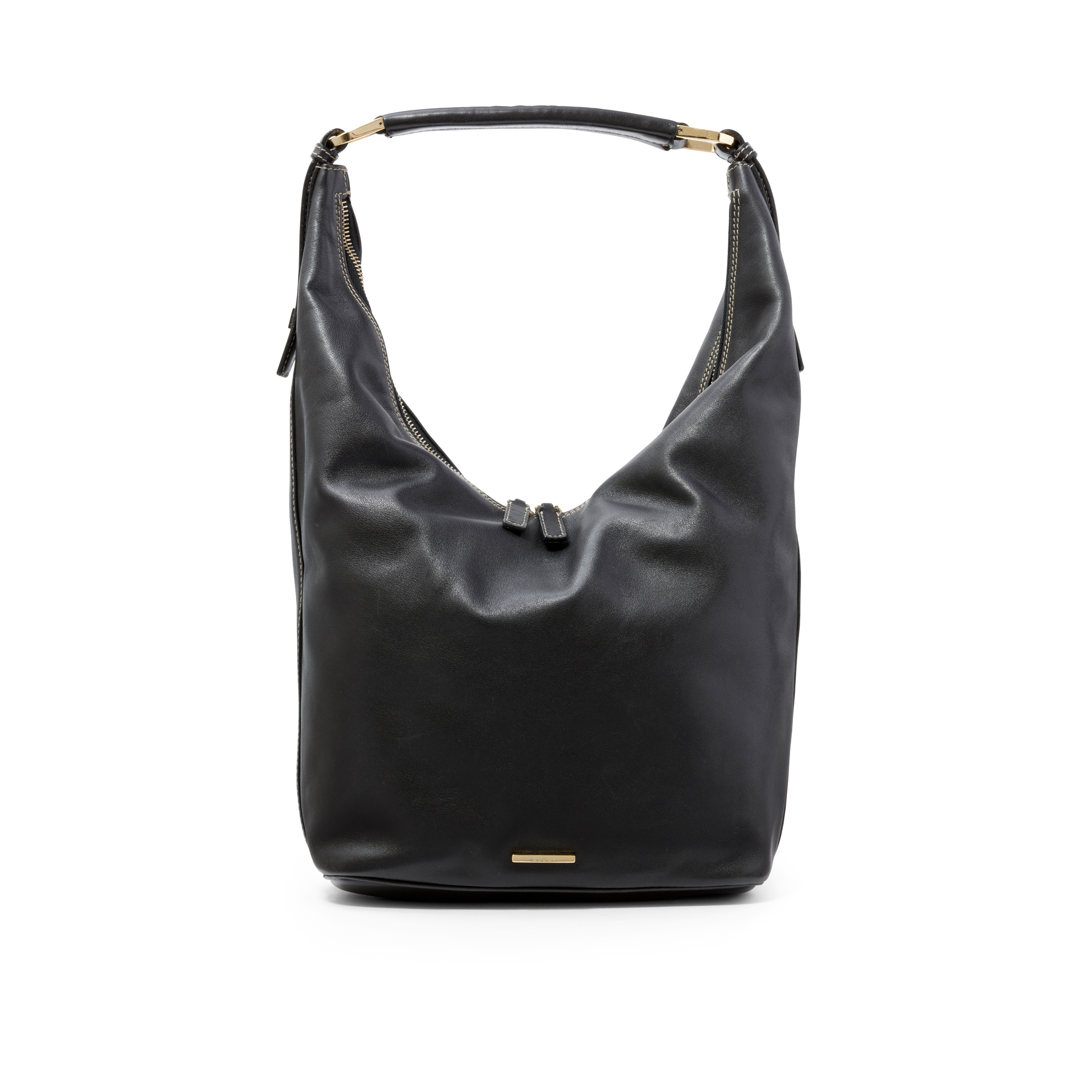 Gucci: A Black Leather Shoulder Bag