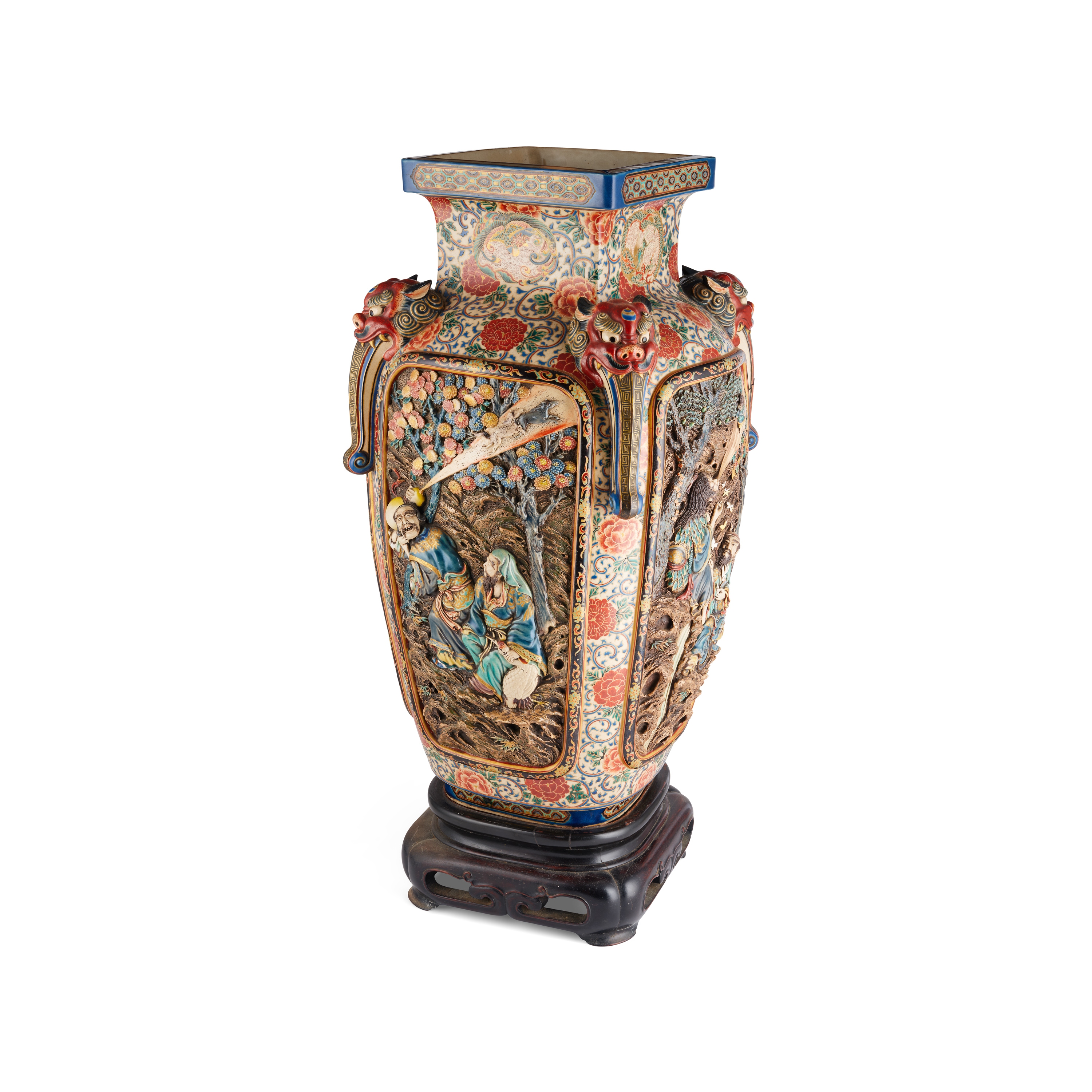 FINE AND LARGE APPLIQUÉ-DECORATED 'IMMORTAL' EARTHENWARE VASE