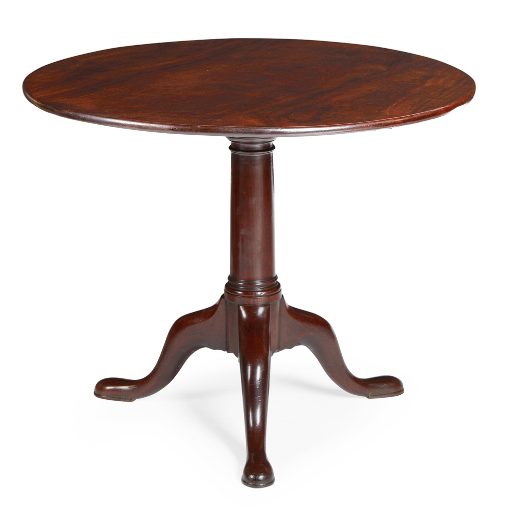 GEORGE II MAHOGANY TILT TOP TEA TABLE