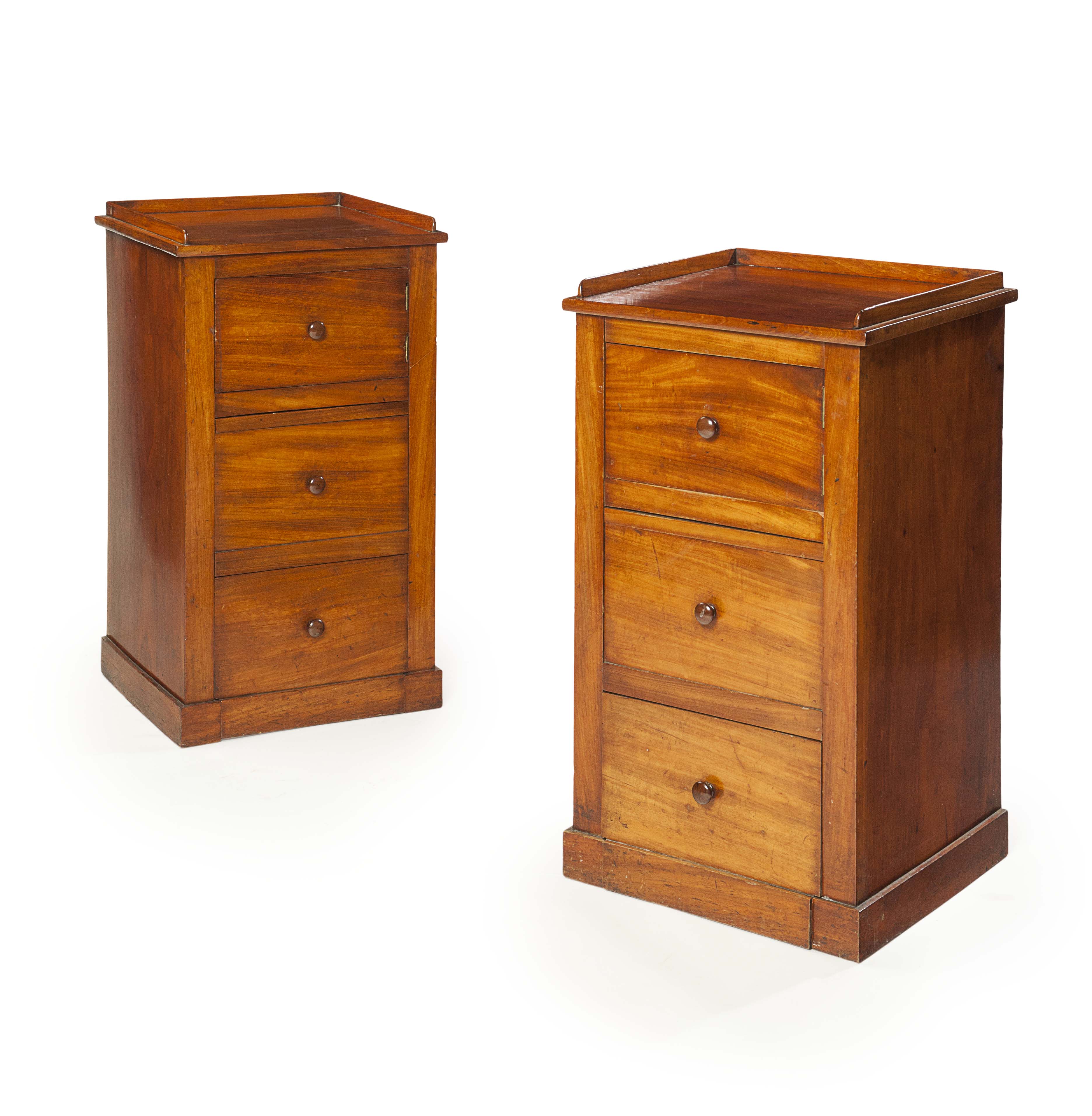 PAIR OF VICTORIAN MAHOGANY NIGHT CUPBOARDS