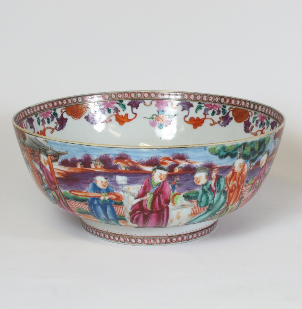 CHINESE FAMILLE ROSE PUNCH BOWL