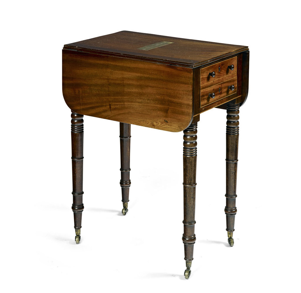 GEORGE III MAHOGANY PEMBROKE TABLE