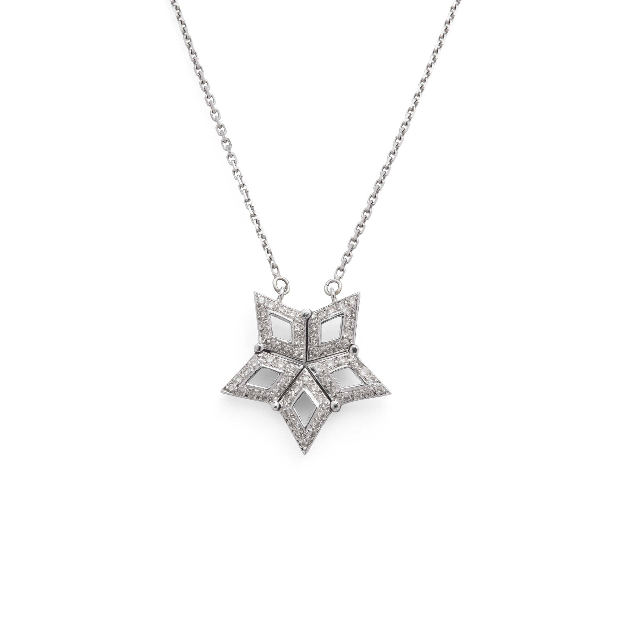 A diamond star pendant necklace