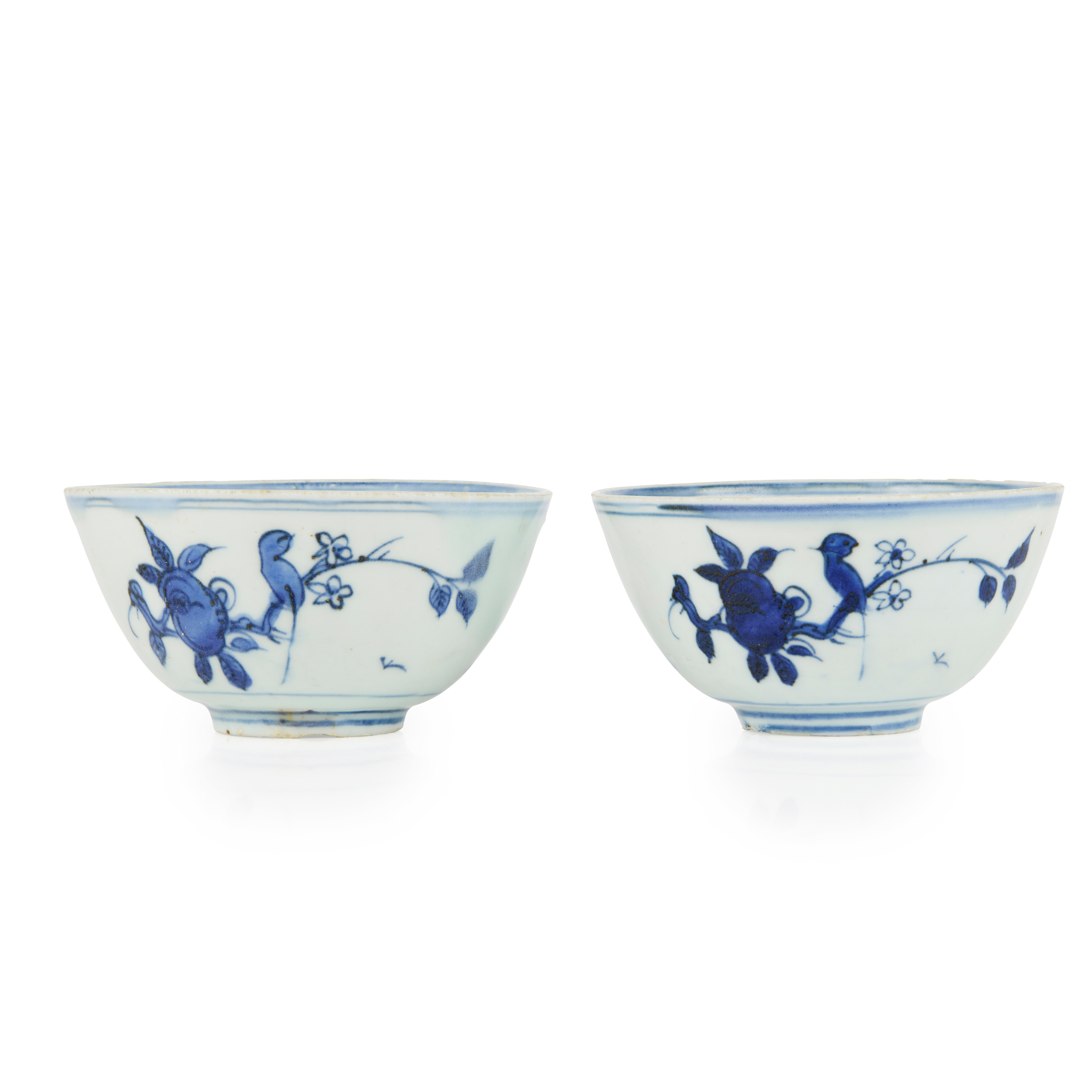 PAIR OF CHINESE BLUE AND WHITE 'BIRD AND FLOWER' BOWLS