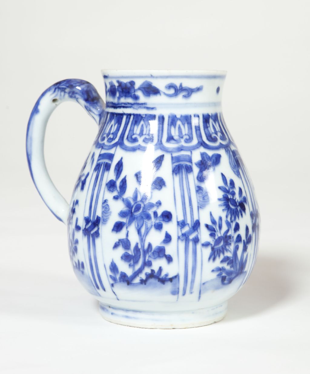 CHINESE BLUE PAINTED GLOBULAR TANKARD