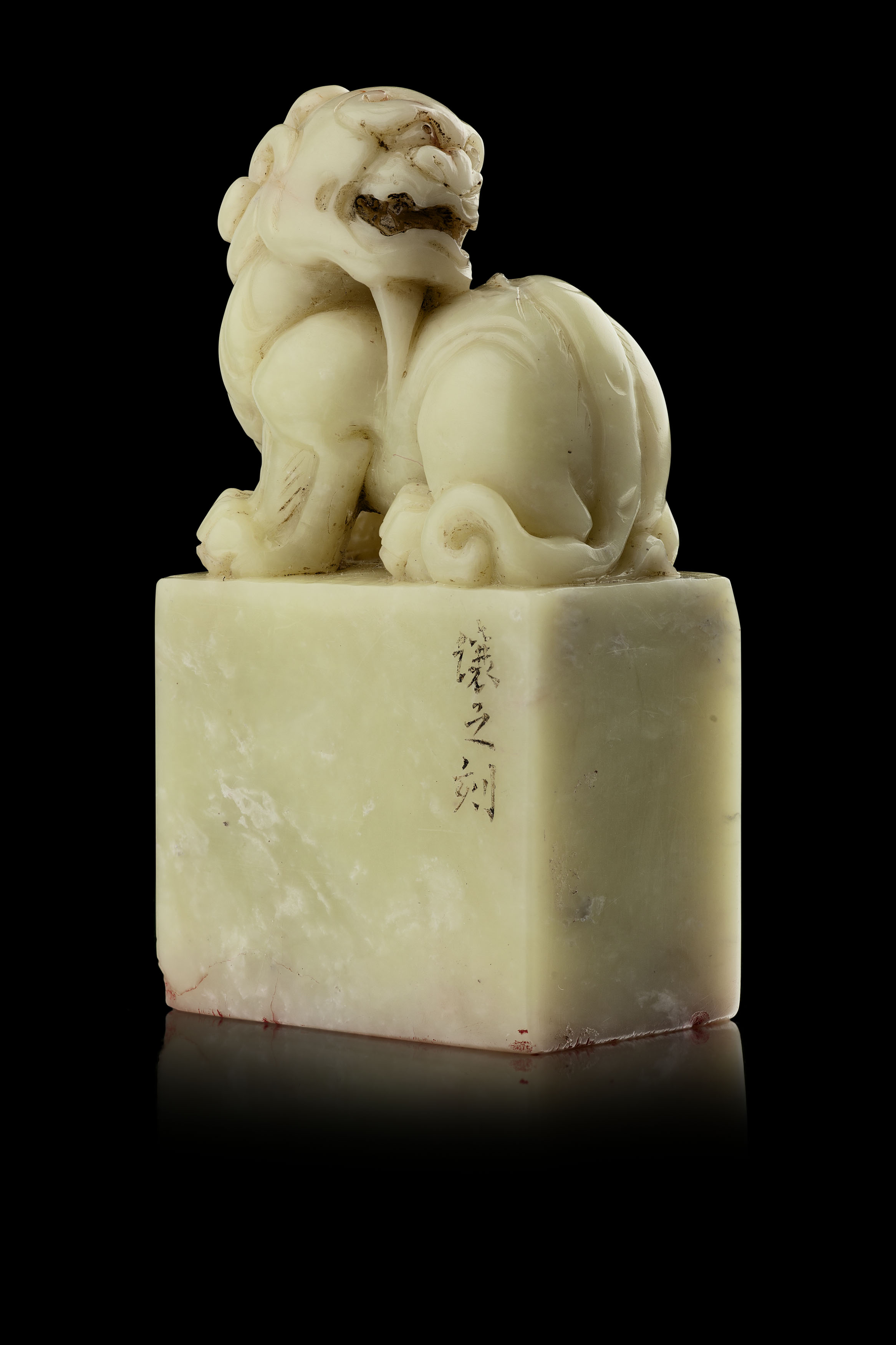 CHINESE SHOUSHAN SOAPSTONE SEAL, SIGNED 'RANGZHI'