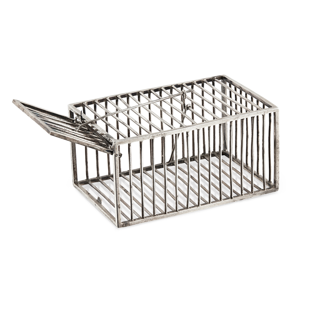 A two handled Edward VIII coronation dish