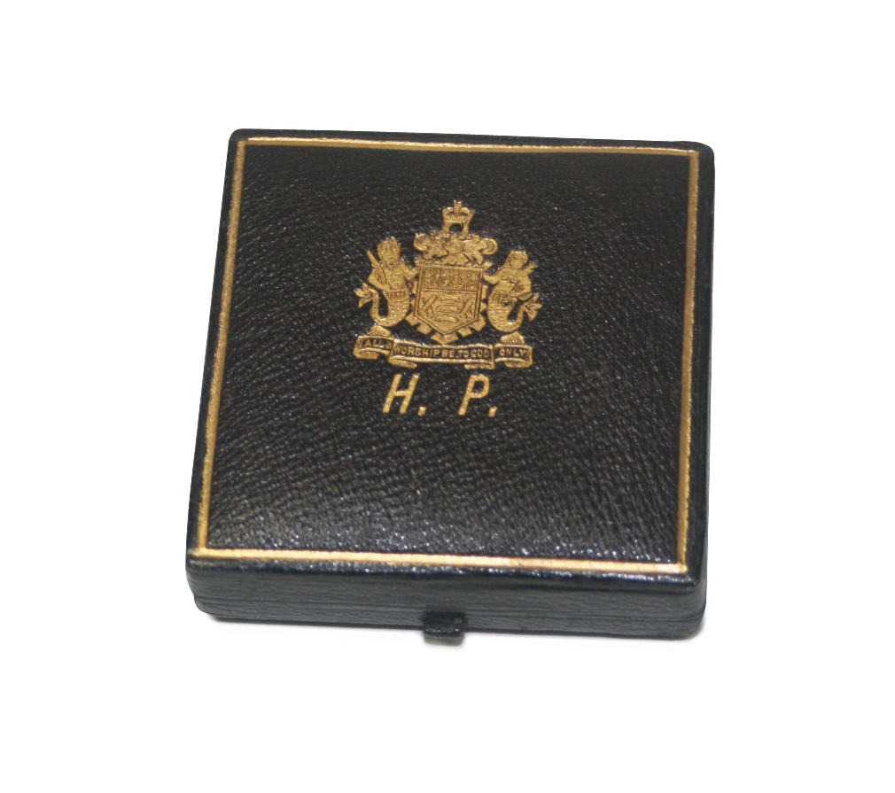 PRESENTATION CASED VICTORIAN 1887 £2 GOLD PIECE