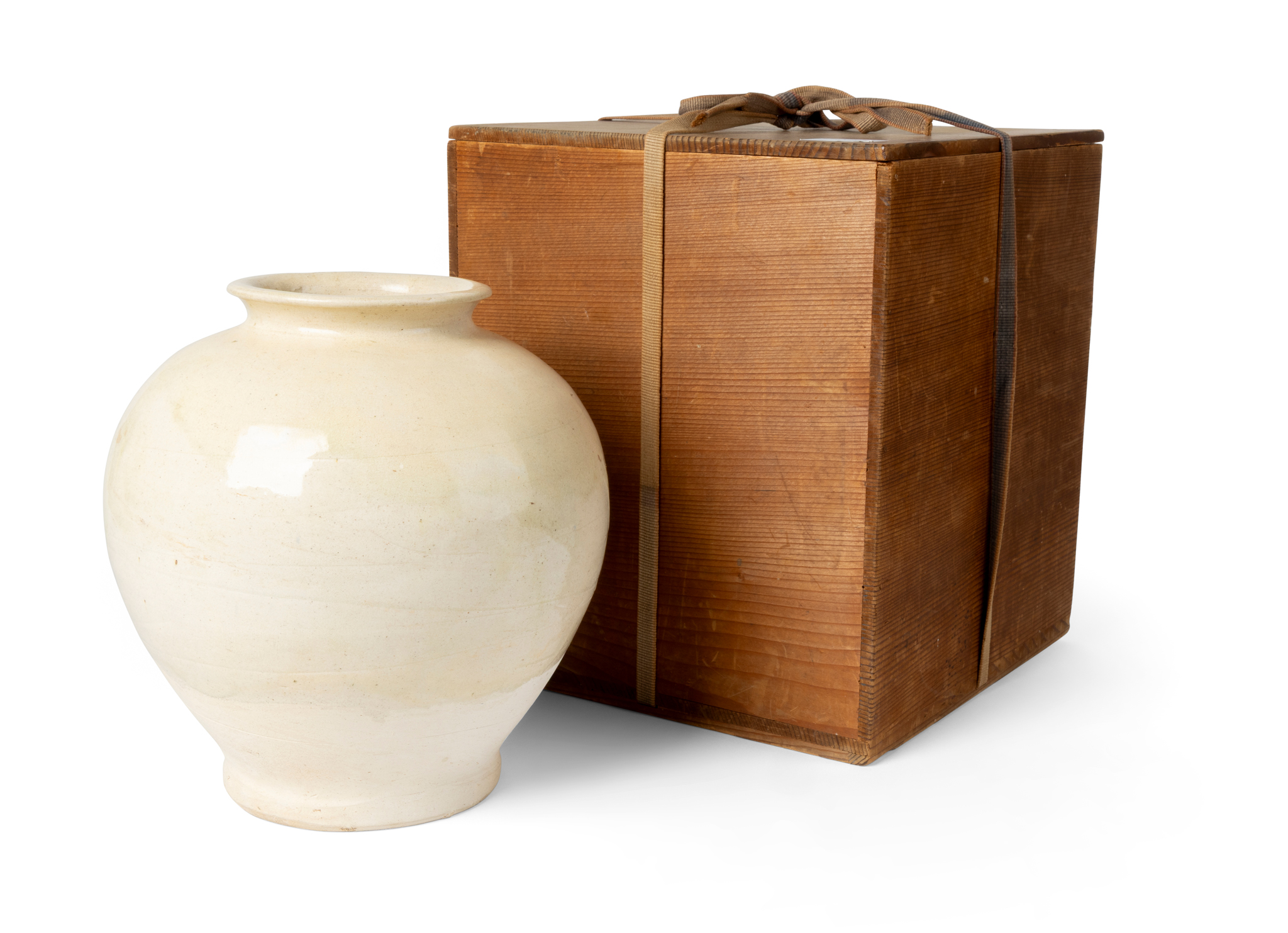 CHINESE WHITE-GLAZED JAR