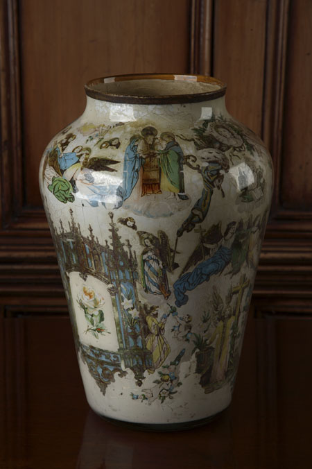 A baluster decalcomania vase