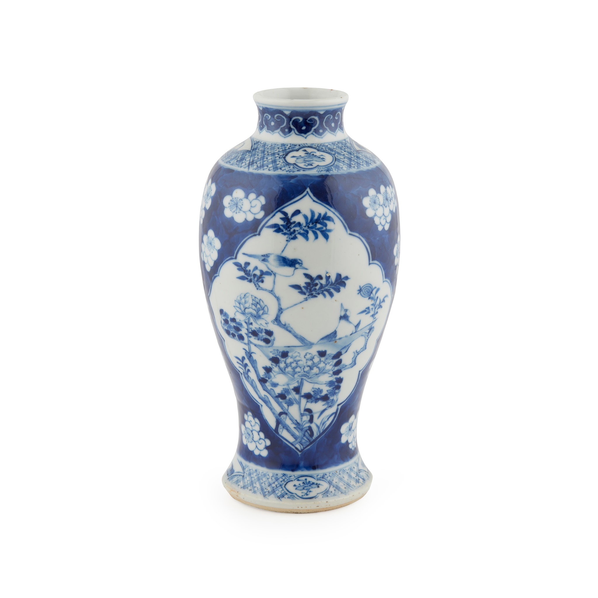 BLUE AND WHITE 'CRACKED ICE AND PRUNUS' VASE