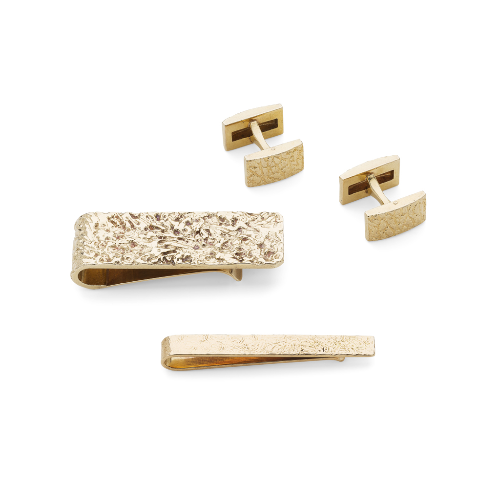 TIFFANY & CO - A gentleman's dress set