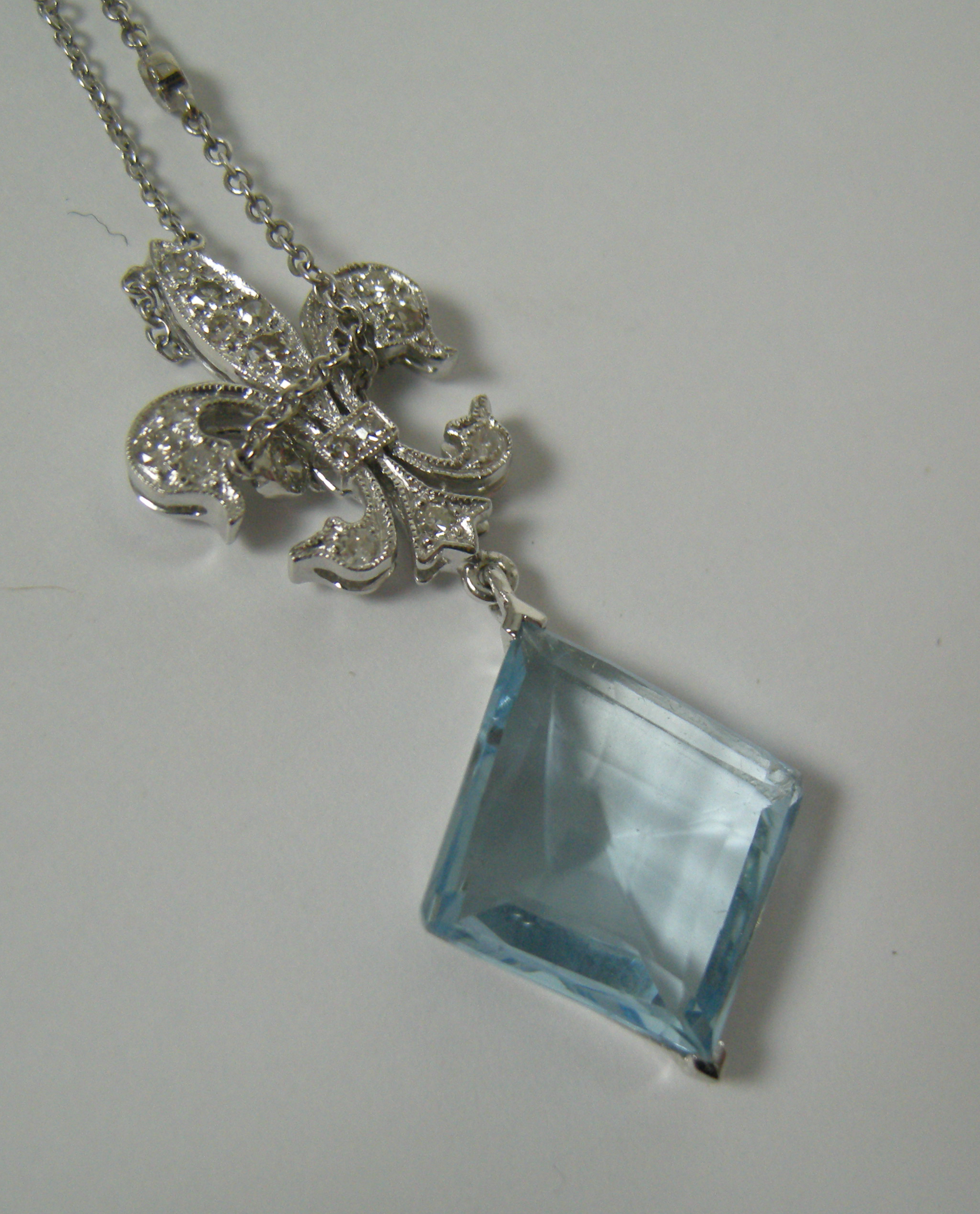 A Belle Époque style aquamarine and diamond necklace