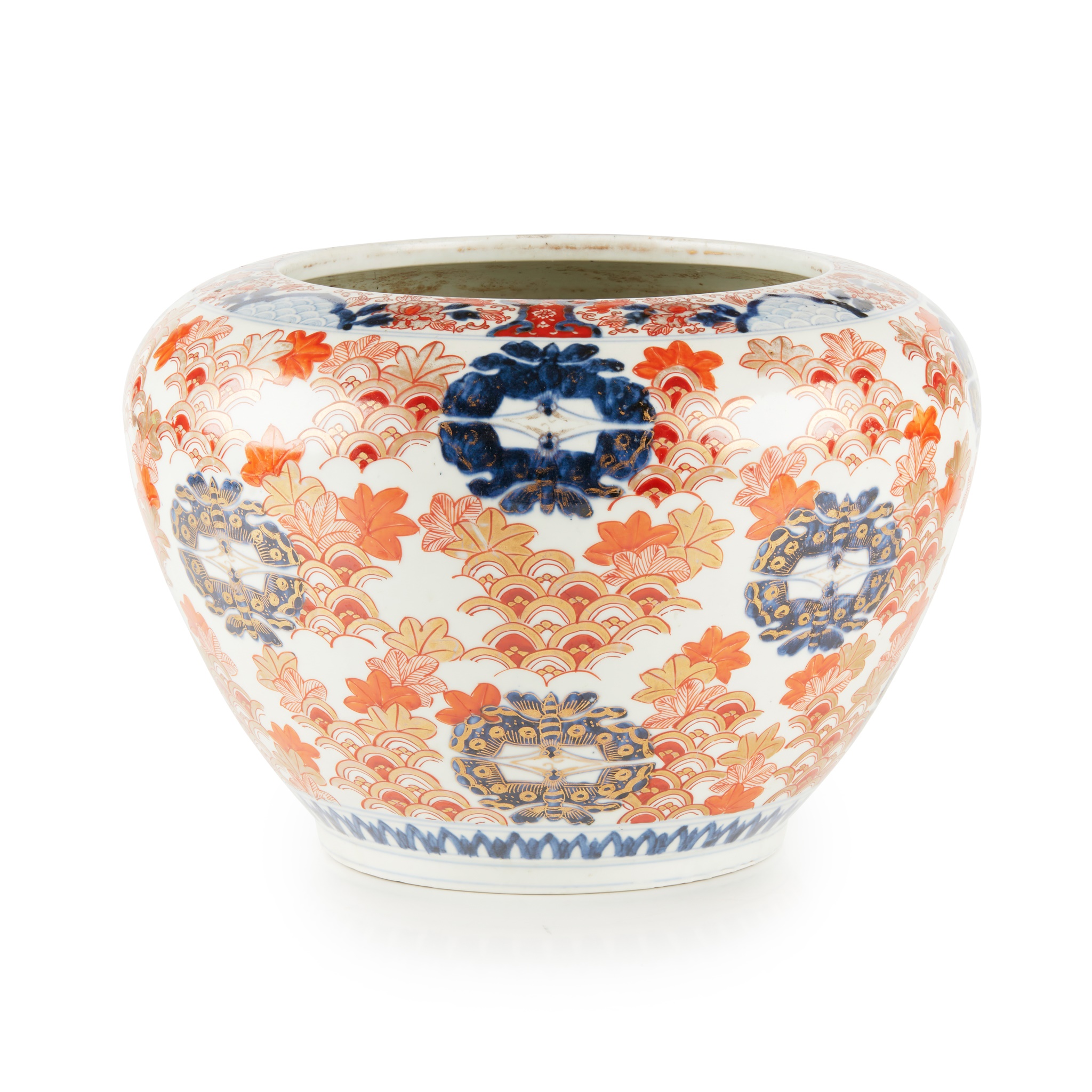 A JAPANESE IMARI PORCELAIN JARDINIÈRE