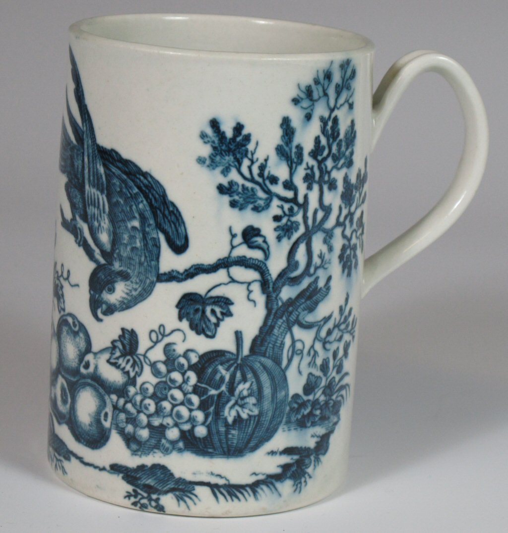 A late 18th century Worcester blue printed mug