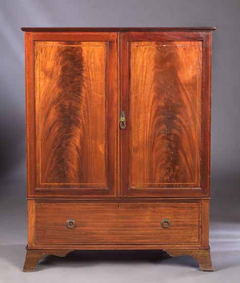 An Edwardian mahogany cabinet