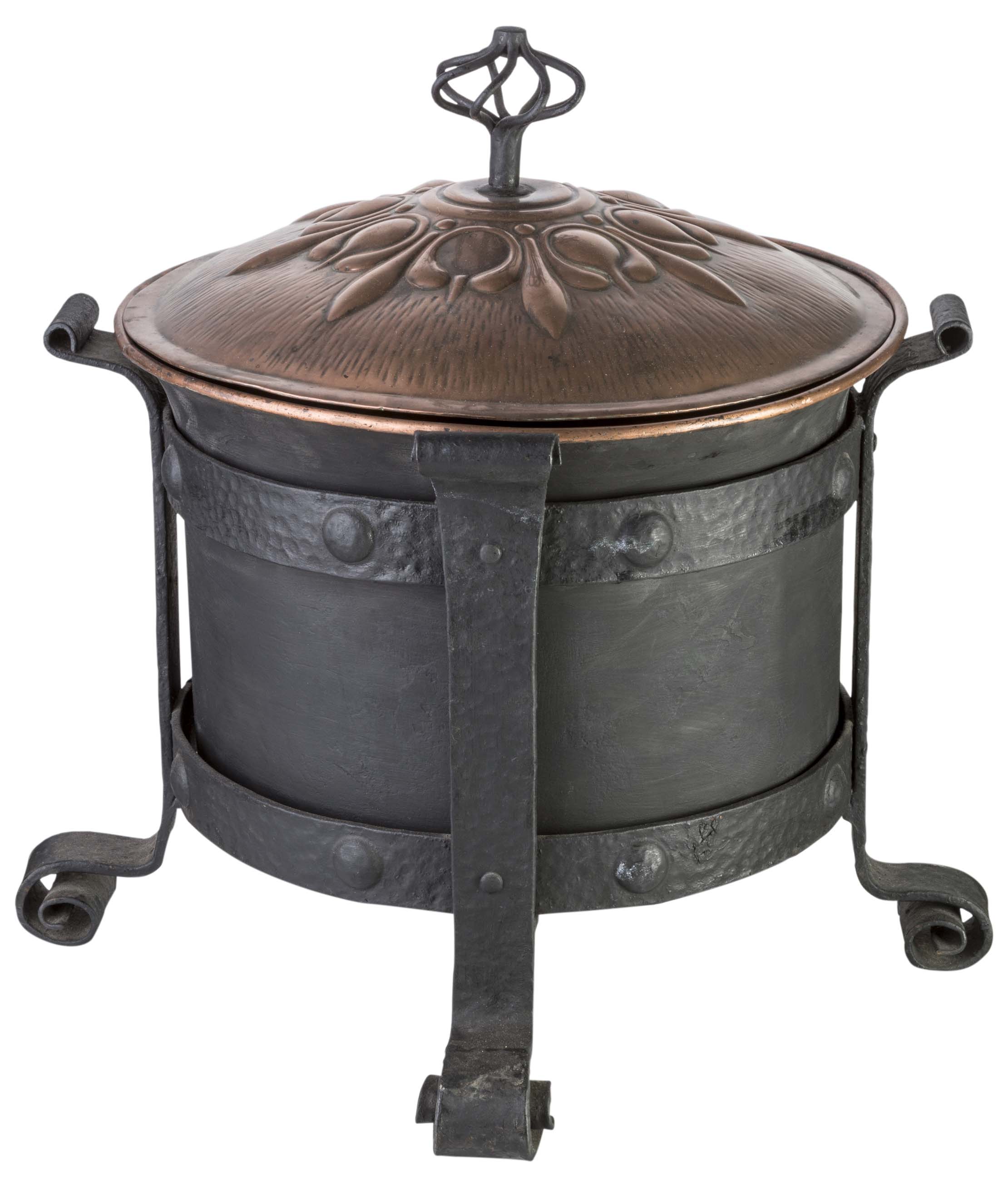 MANNER OF CHARLES ROBERT ASHBEE