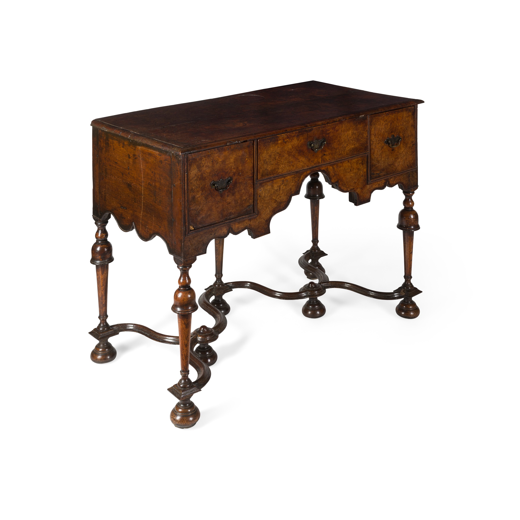 QUEEN ANNE WALNUT LOWBOY
