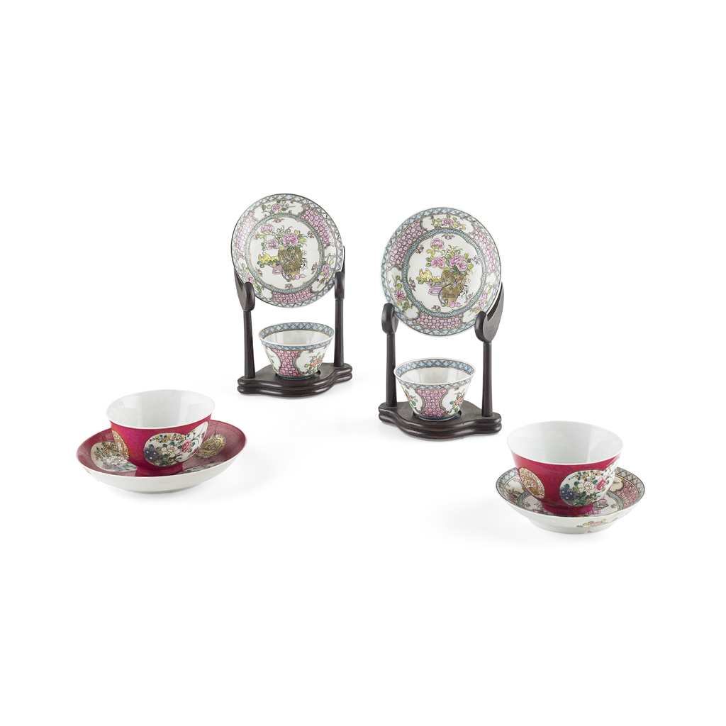 ASSEMBLED GROUP OF FAMILLE ROSE CUPS AND SAUCERS