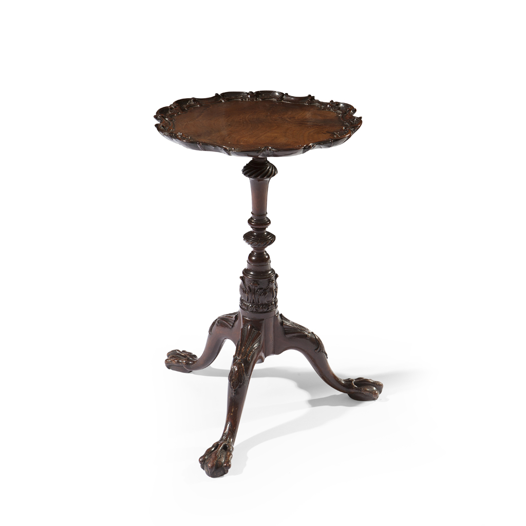 A GEORGE III STYLE MAHOGANY KETTLE STAND