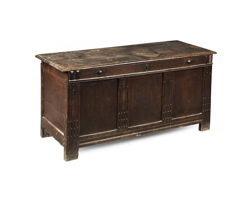 GEORGE III PROVINCIAL OAK BLANKET CHEST