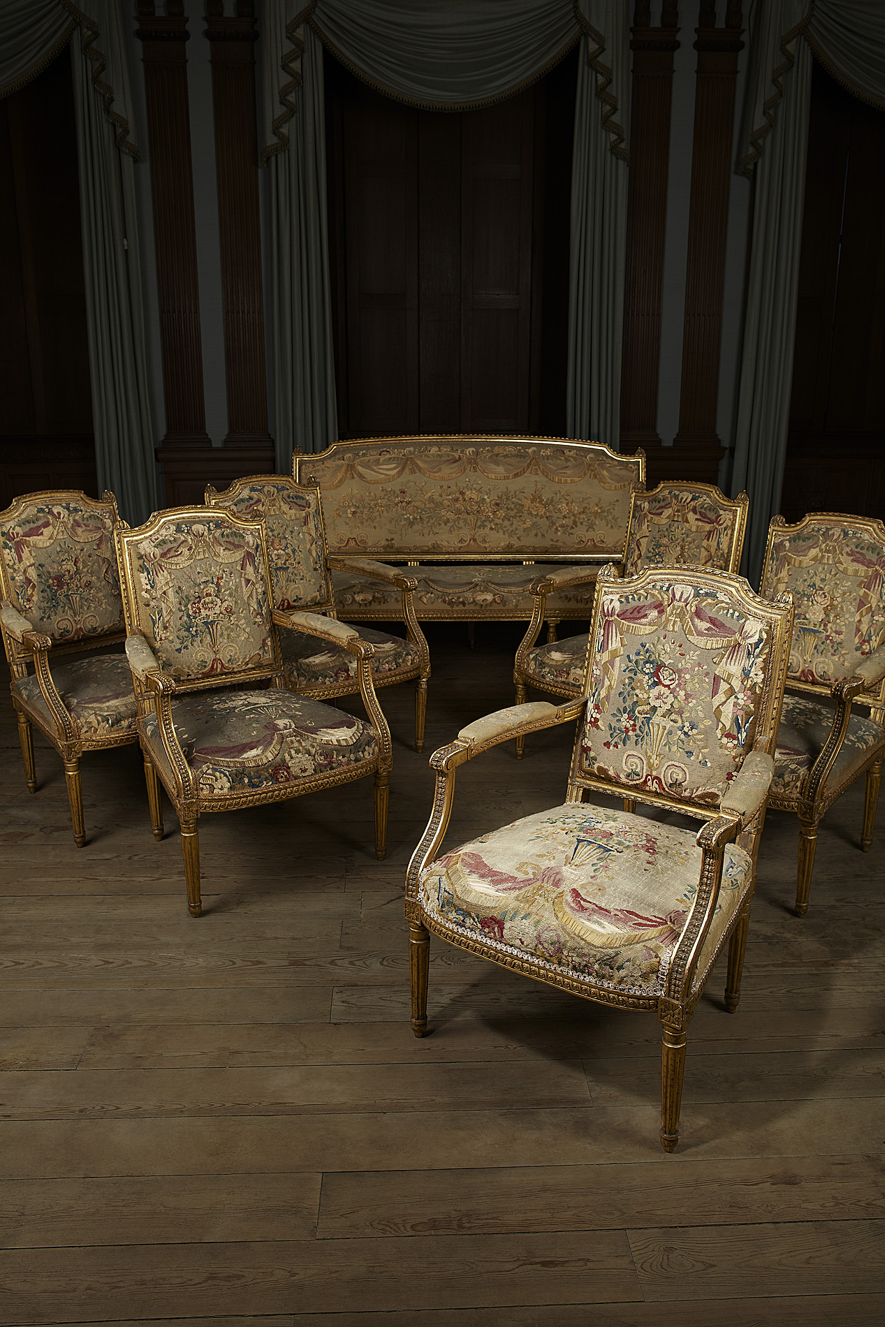 FRENCH NAPOLEON III GILTWOOD FRAMED AND AUBUSSON UPHOLSTERED SALON SUITE