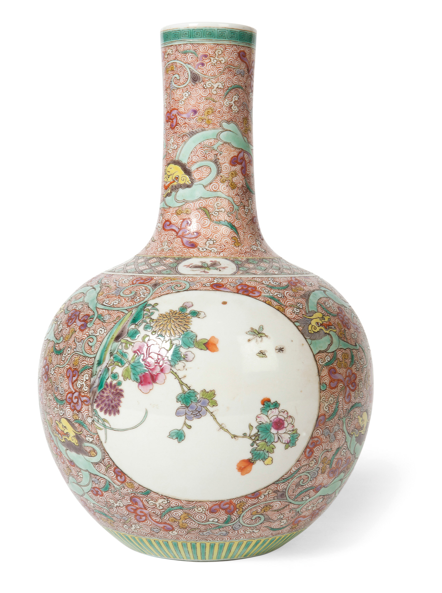 A FAMILLE ROSE BOTTLE VASE