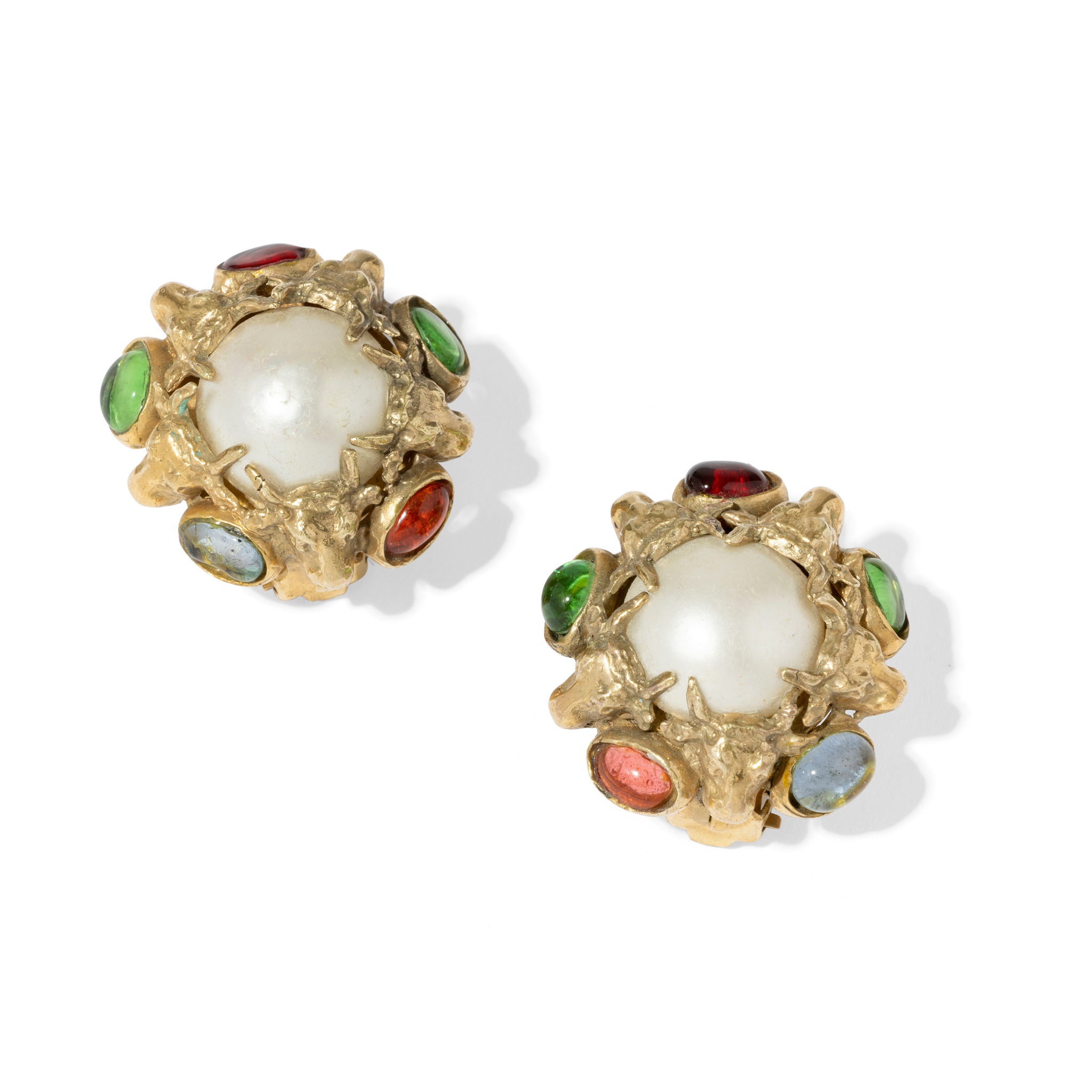 Chanel: A pair of Gripoix earrings