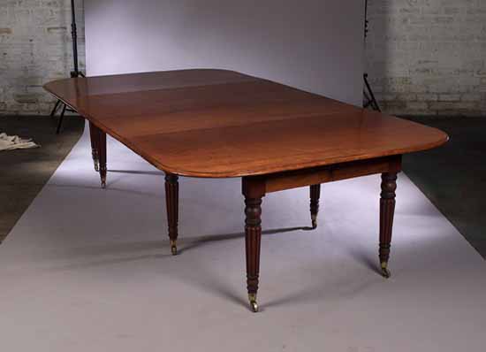 A Regency mahogany telescopic dining table