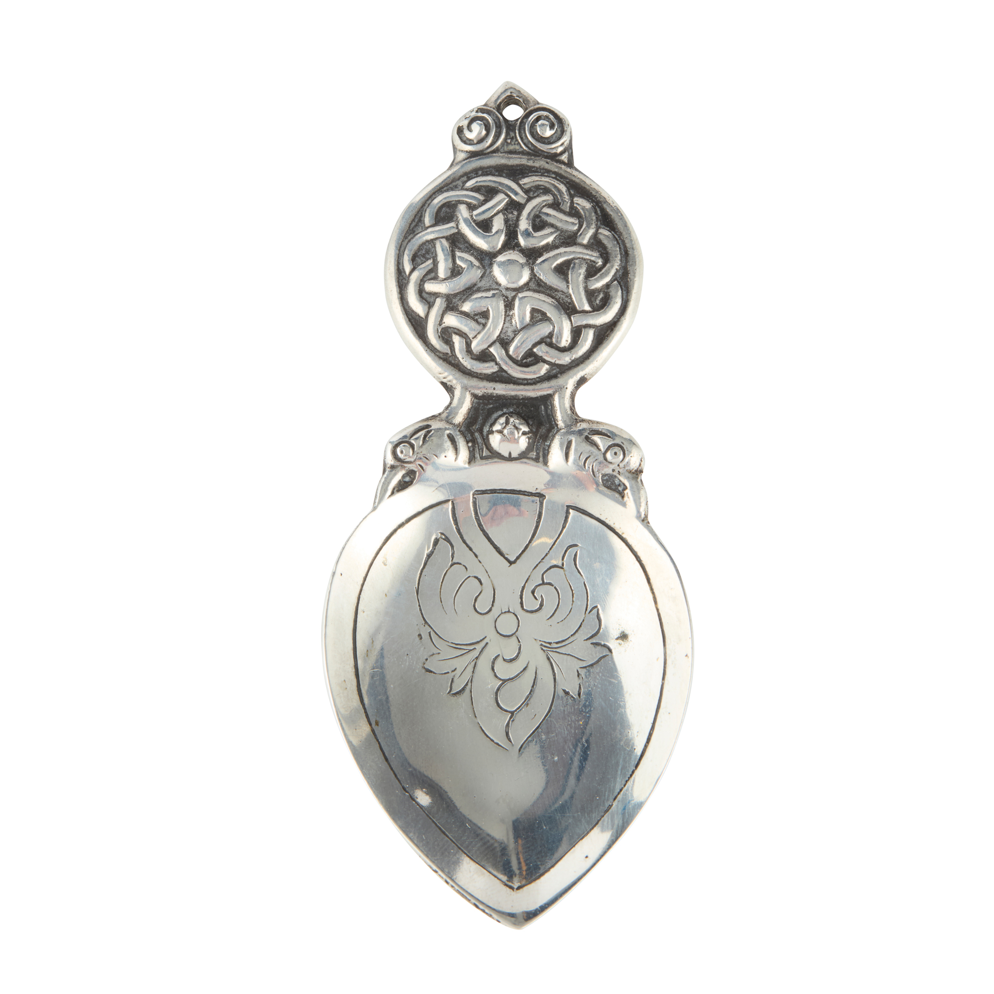 IONA - A SCOTTISH PROVINCIAL CADDY SPOON