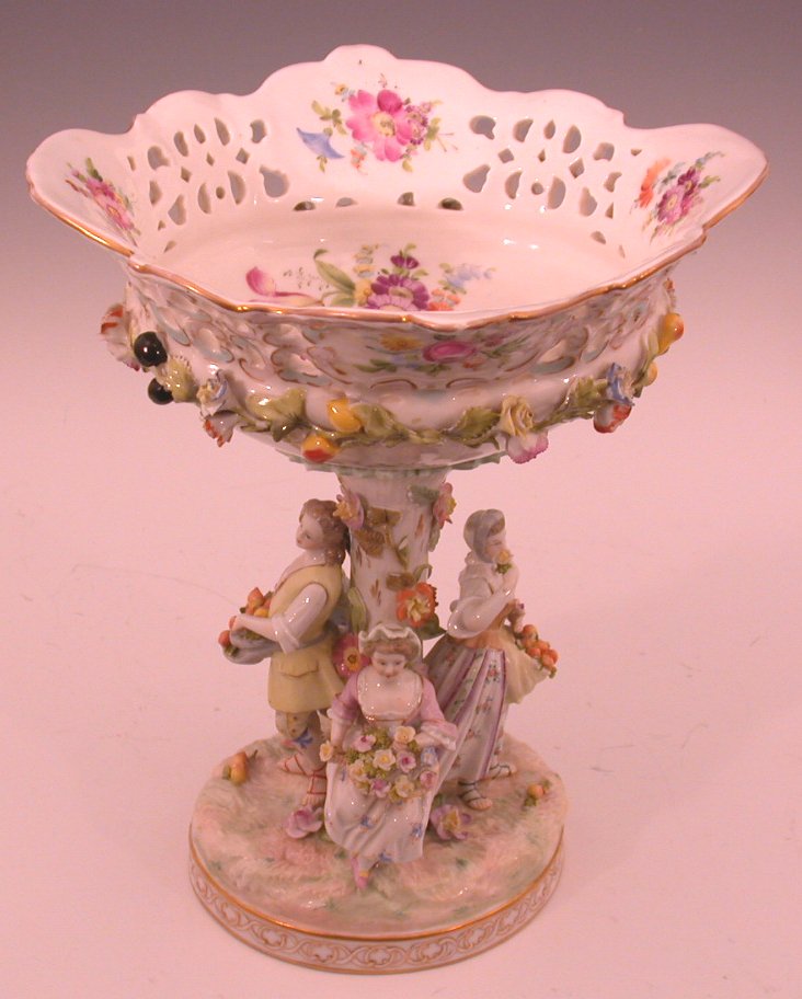 A Meissen style comport,