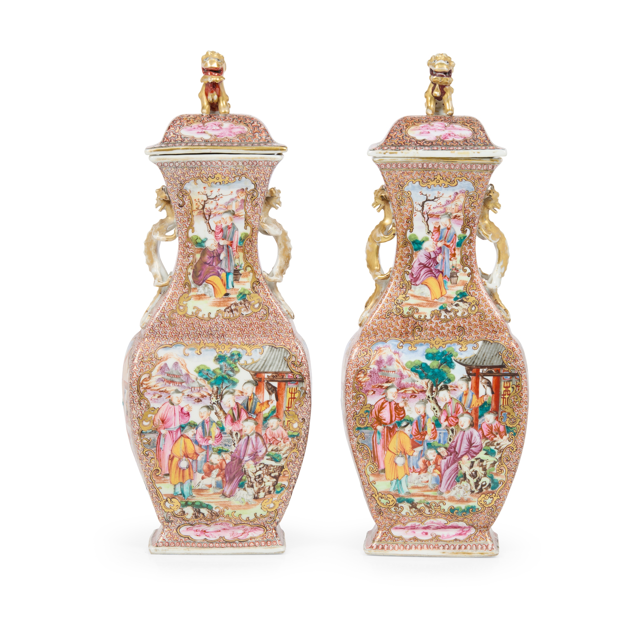 PAIR OF CHINESE EXPORT FAMILLE ROSE VASES WITH COVERS